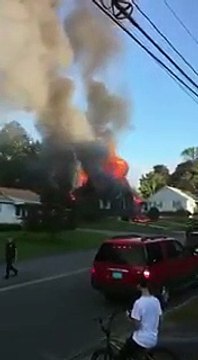 États-Unis : Des dizaines d'explosions sans doute dues au gaz ravagent des maisons près de Boston