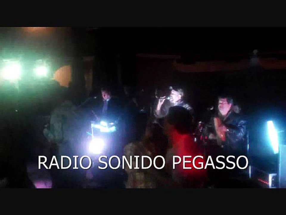 HALCON - LA DE LAS PIERNAS BONITAS