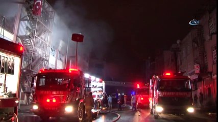 Bayrampaşa’da Çorap Fabrikasında Yangın