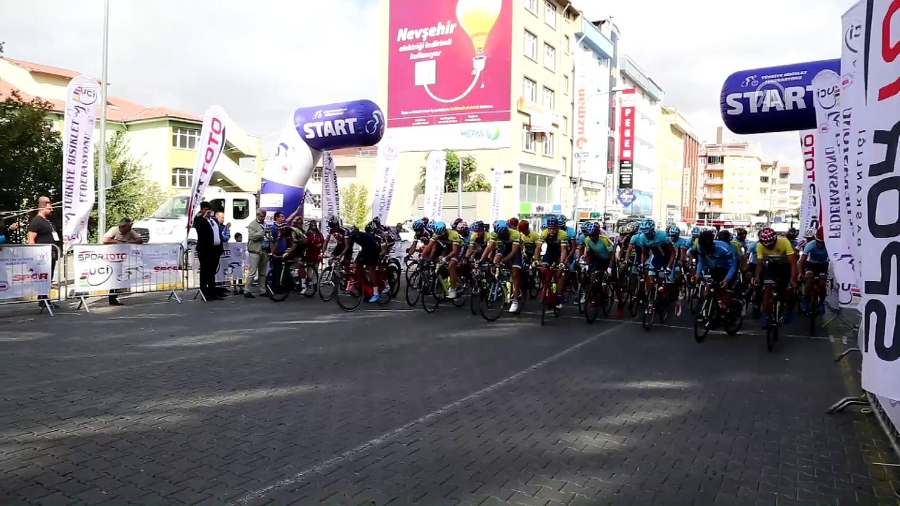 Uluslararası Kapadokya Bisiklet Turu'nda Nevşehir-Erciyes etabı başladı - NEVŞEHİR