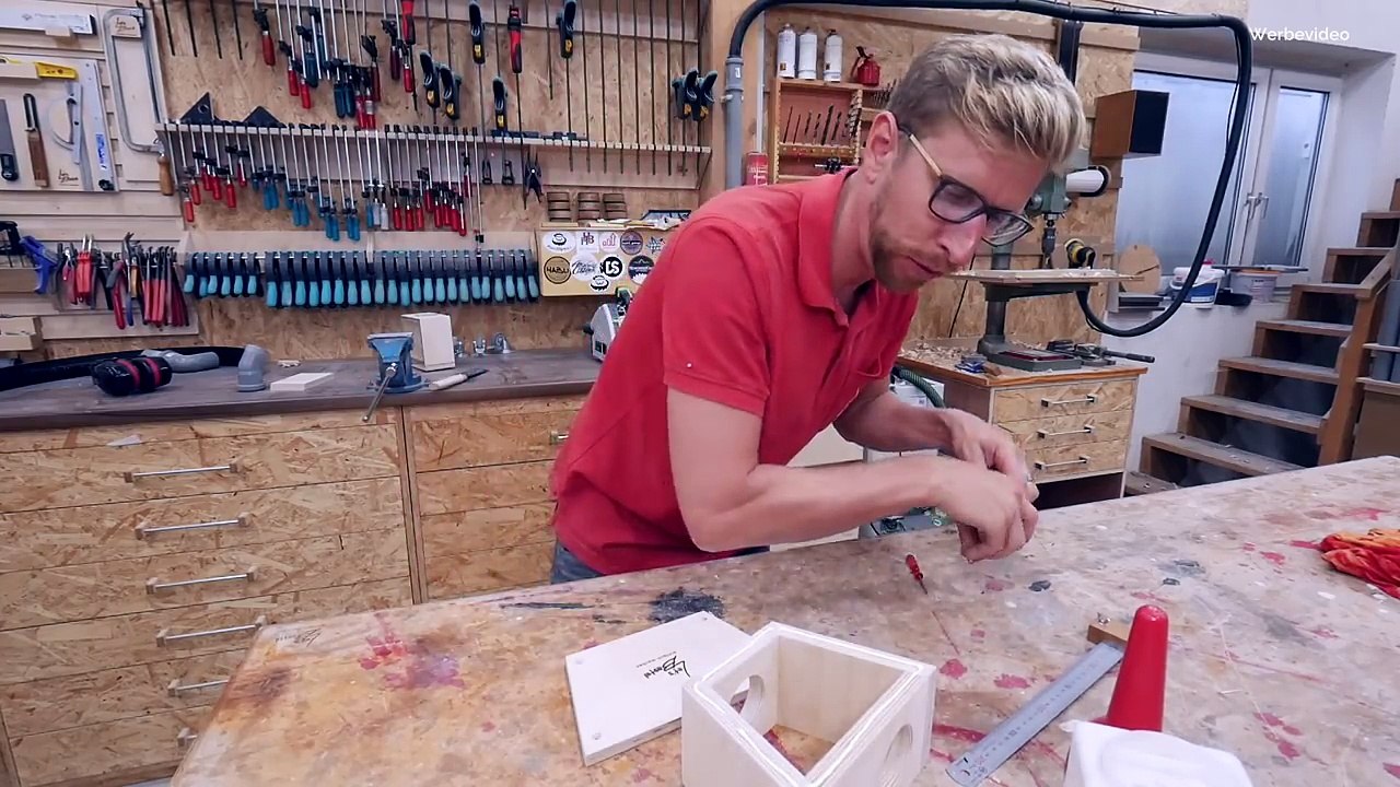 So saugst du mit einer Absauganlage mehrere Geräte ab | Saugverteiler