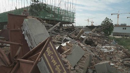 شاهد: الصين تهدم كنيسة بروتستانتية والقس يتحدى السلطات