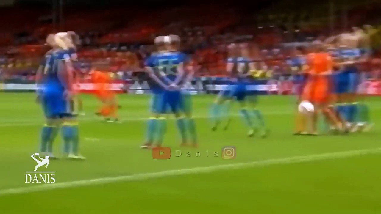 Women's In Football • Crazy Skills • Goals & Tricks