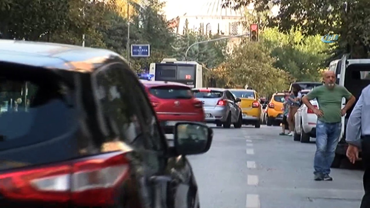 Şişli’de güpegündüz silahla döviz bürosu soyan zanlılar böyle kaçtı