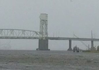 Cape Fear River Choppy, Skies Gray in Wilmington After Florence