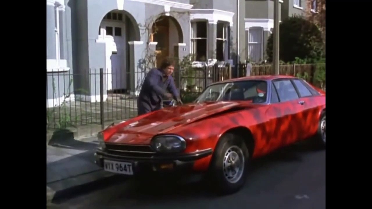 Minder Series 1 Episode 5 The Bounty Hunter video Dailymotion