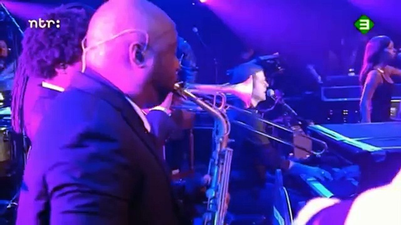 Robin Thicke - Love Can Grow Back (North Sea Jazz Festival 2014)
