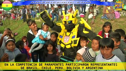 FESTIVAL DE PARAPENTES, IRUPANA, BOLIVIA