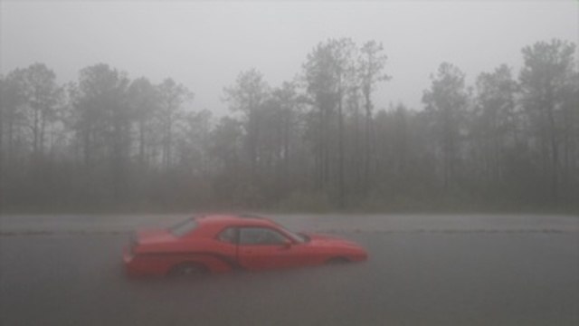 Florence deja 9 muertos y lluvias épicas que desbordan ríos y lagos