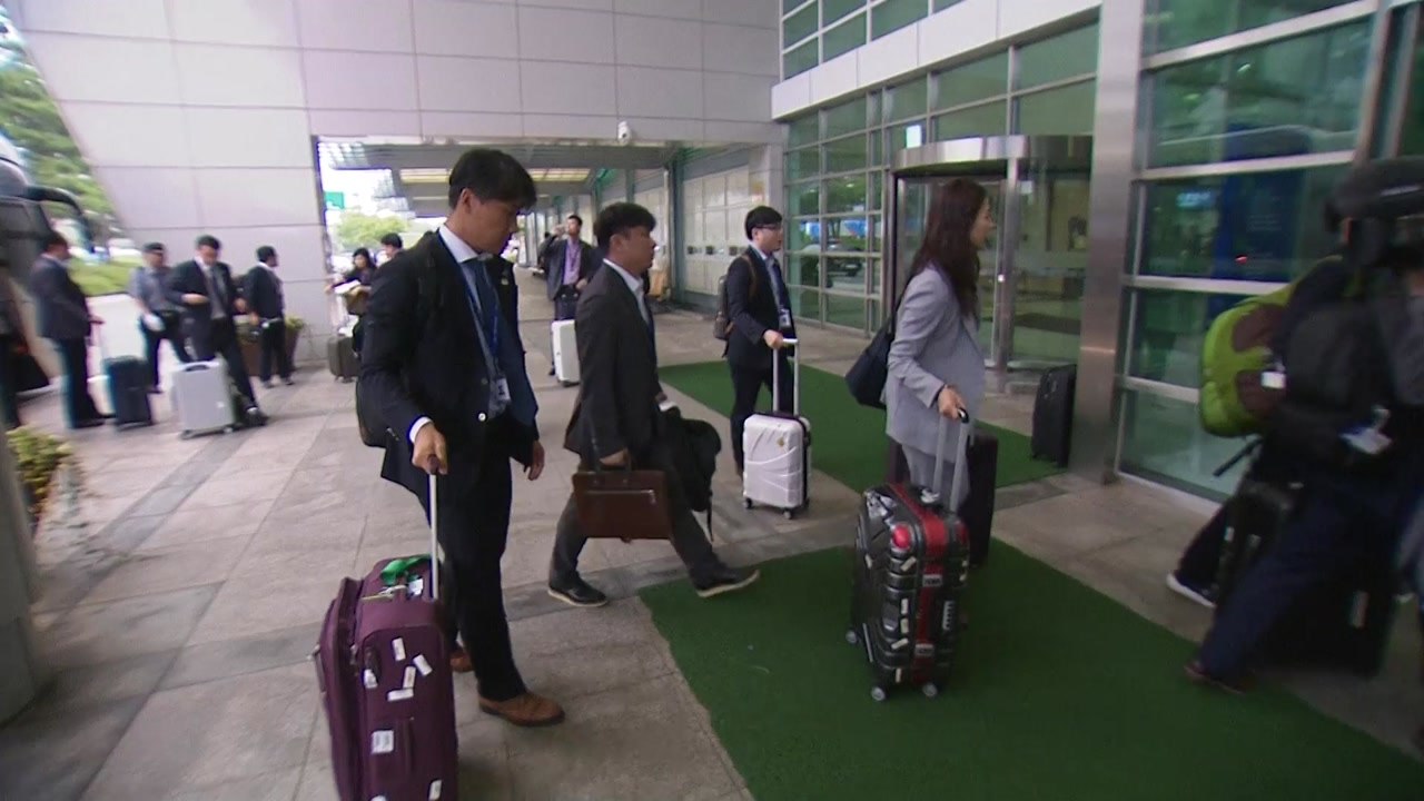 방북 선발대, 평양으로...'평양 정상회담' 시동 / YTN