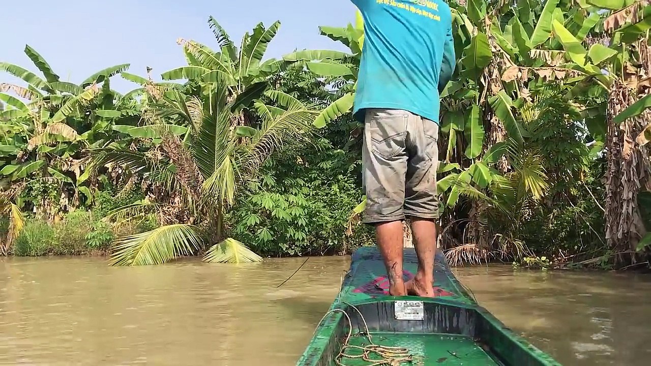 Top 4 Cast Net Fishing - Fisherman vs. River Monsters