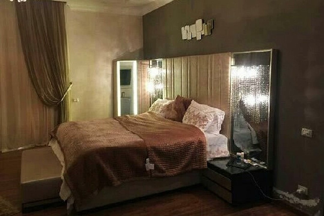 فيلا مع حمام سباحه للبيع بكمبوند جرانه طريق مصر اسكندريه الصحراوي420م