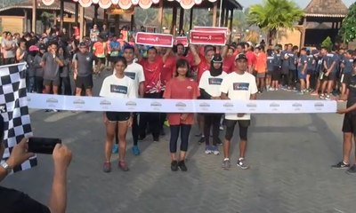 Peluncuran Jersey dan Medali Borobudur Marathon 2018