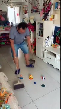 Homme vs Poupée russe