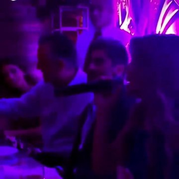 نوال الزغبي تغني في حفل عيد ميلاد وائل كفوري