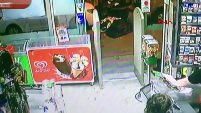 Soyguncular kasayı söküp götürdü