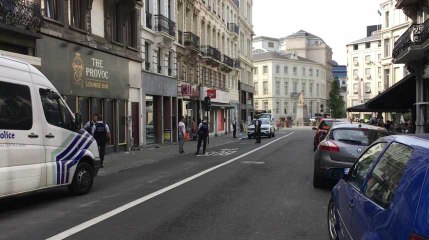 Rue croix de fer - après coups de feu