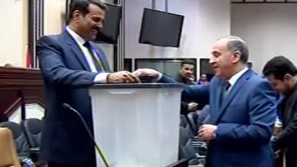 نواب العراق ينتخبون الحلبوسي ويتجاوزون عقدة رئيس المجلس