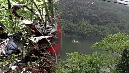 전북 야산에 경비행기 추락해 2명 사망 / YTN