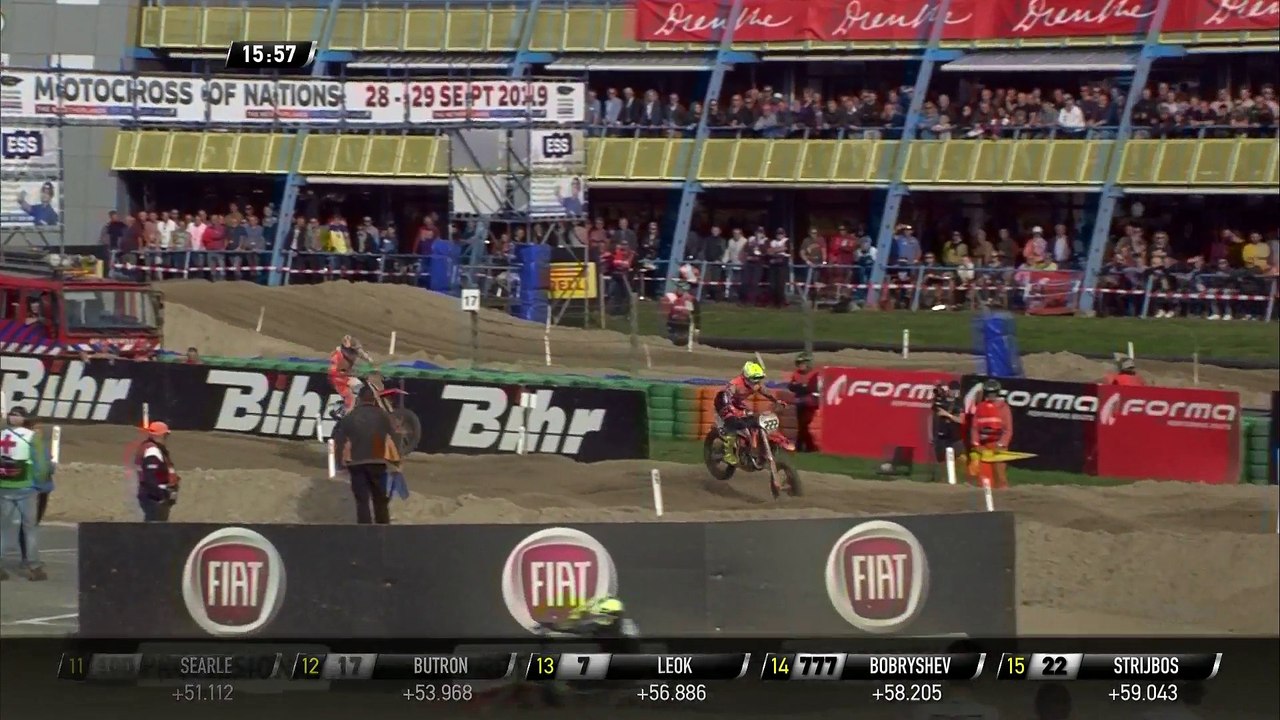 Jeffrey Herlings battles with Antonio Cairoli - Race 2 - MXGP of the Netherlands 2018