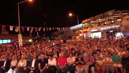 Konser Verdiği Sahnede Evlendi - İzmir