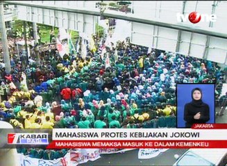 Mahasiswa Di Daerah Melakukan Aksi Terkait Pelemahan Rupiah