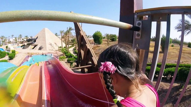 Как учить ребёнка на отдыхе? Посмотрите!!! Learn Colors )))