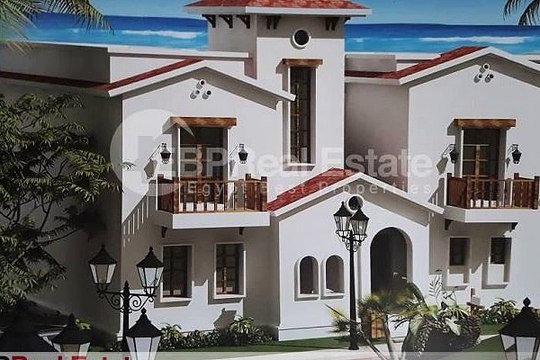 فى ماونتن فيو الساحل الشمالى فيلا على البحر للبيع