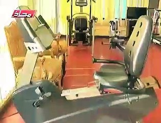 Anchor Showing Inside Video of PM House See How Nawaz Sharif And His Family Lives Luxury Life style