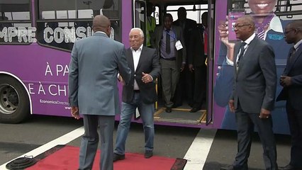 António Costa em Angola para "falar do futuro"