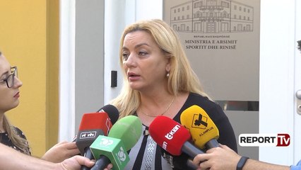 Report TV - Denoncimi i PD, Albana Vokshi: 150 shkolla të mbyllura, gjendja në arsim katastrofike