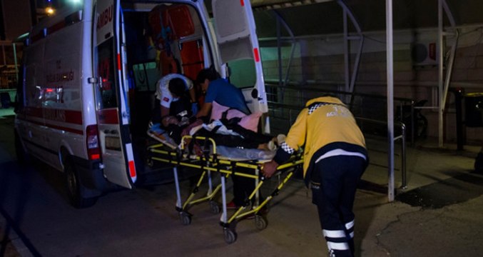 Ankara'da, Öfkeli Koca Eşinin Ailesinden 5 Kişiyi Bıçaklayıp Kendini Odaya Kilitledi