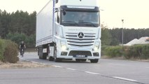 Mercedes-Benz Actros Driving Experience 2018 - Side Guard Assist