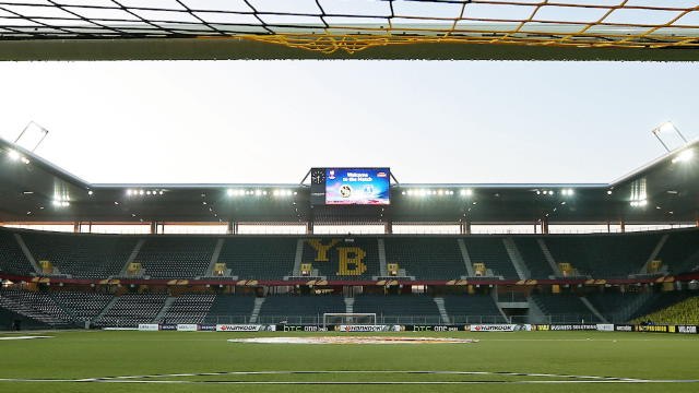 I won't blame pitch for bad performance - Mourinho