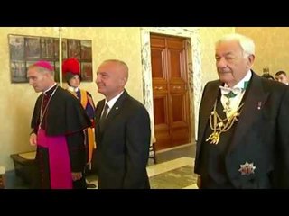 Ora News - Ati i Shenjtë porosit Metën: Mos lejoni që Shqipëria të vuajë dimrin demografik si Europa