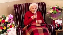 Une dame de 105 ans affirme que le secret pour vivre aussi longtemps est d'éviter les hommes !