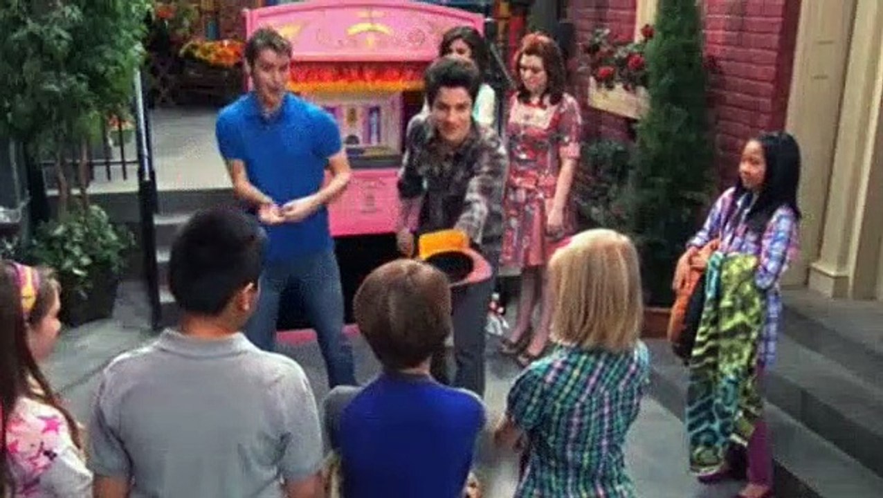 Wizards Of Waverly Place - S04E19 - Alex The Puppetmaster