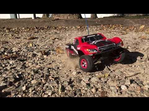 Traxxas Slash 4WD R/C truck review