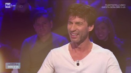 Pershendetja e veçante e Kledi Kadiut ne DWM