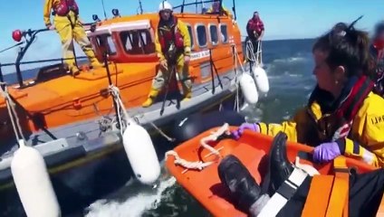 Saving Lives at Sea S02  E12 E 12 - Part 01