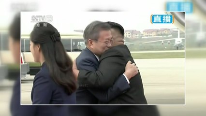 中 CCTV, 文 대통령 방북 생방송..."비핵화 새로운 길 찾아" / YTN