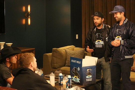 It's Always Sunny in Philadelphia Season 13 Episode 3 : The Gang Beats Boggs: Ladies Reboot -4k-ULTRA-HD