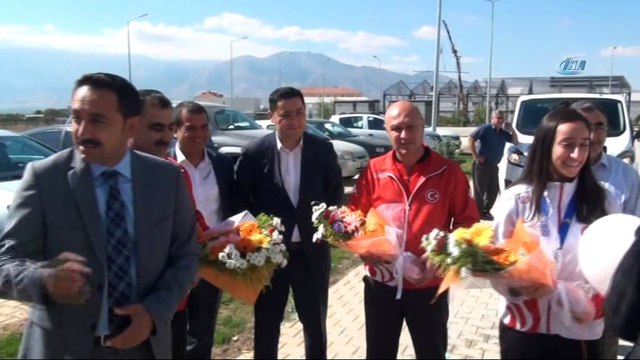 Avrupa şampiyonlarına coşkulu karşılama