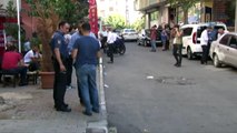 Alibeyköy’de Bir Şahıs Tartıştığı Ağabeyi ve Kardeşe Kurşun Yağdırdı