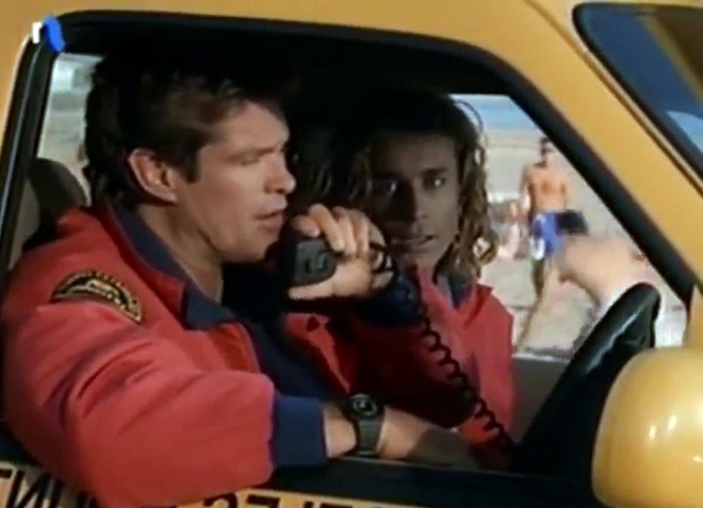 Alerte a Malibu S5E17 FRENCH   Part 01