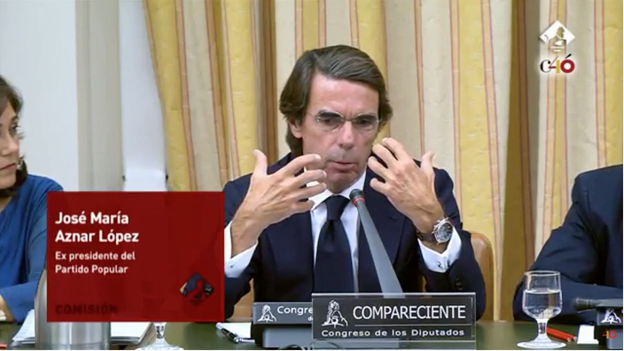 Aznar responde a Rafael Simancas