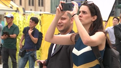 "통일의 발판 되길"...국내 외국인들도 감동의 박수 / YTN