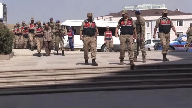 MİT'in Suriye'de Yakaladığı 9 Ypg/pkk'lı Terörist Adliyeye Sevk Edildi (2)