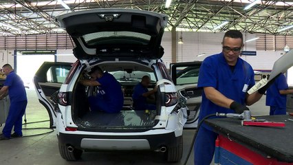 Ante crisis, brasileños se vuelcan a autos blindados usados