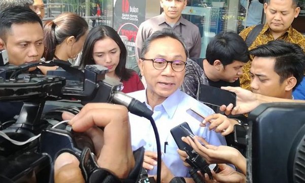 KPK Periksa Zulkifli Hasan Terkait Kasus Suap Adiknya